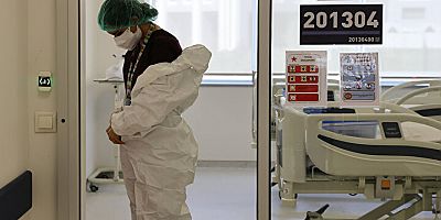 Covid-19 pandemisi için öngörülemeyen varyant uyarısı